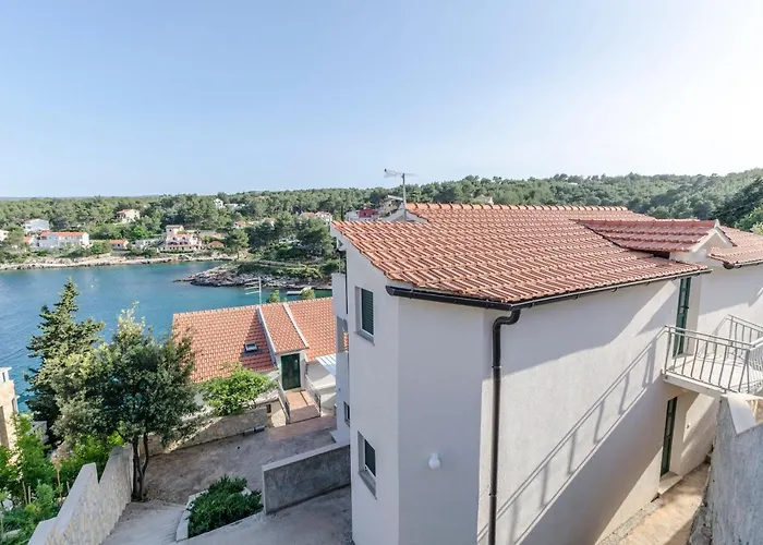 Apartments Ivo