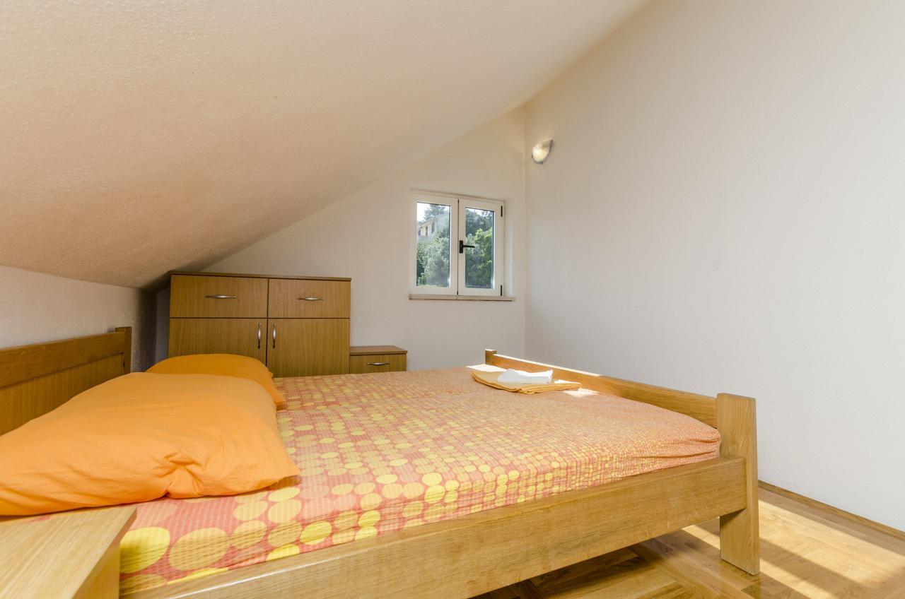 Apartment Ivo