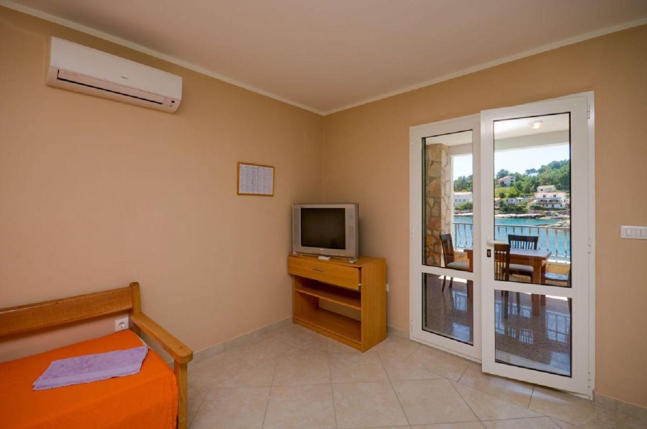 Ivo Apartment Vrboska