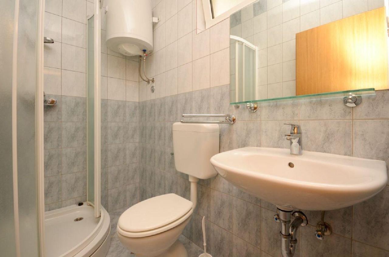 Ivo Apartment *